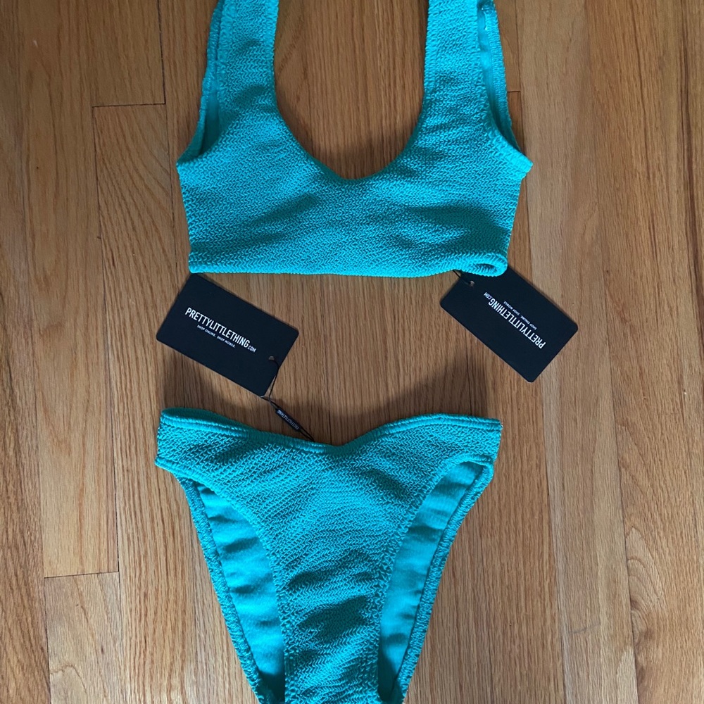 NWT Brand new never worn teal green bikini set